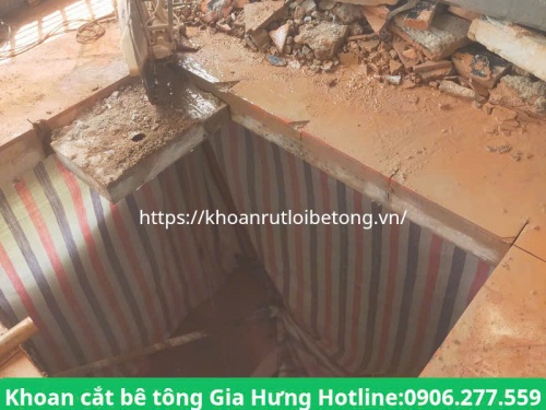 Cắt sàn cắt cầu thang bộ làm thang máy tại TPHCM